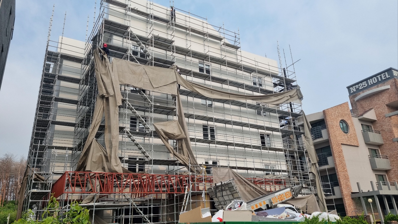 강릉시 호텔 리모델링 공사